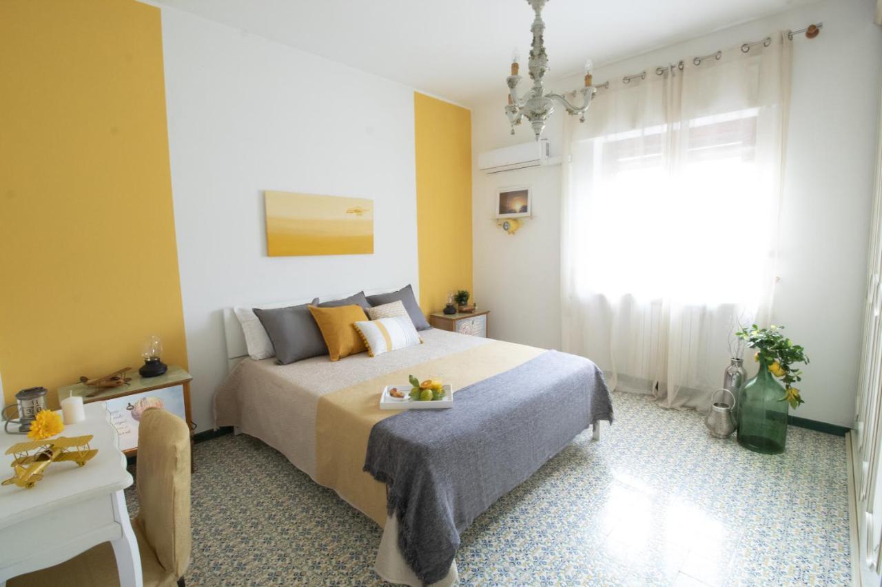 Апартаменти Casa Derosa In Sorrento Centro Екстер'єр фото